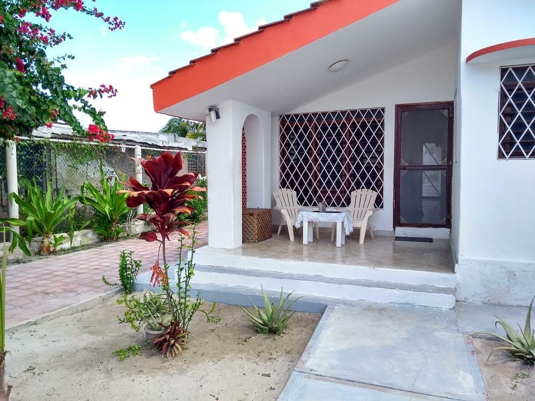 House in Chicxulub Puerto, Progreso, photo 2 of 25