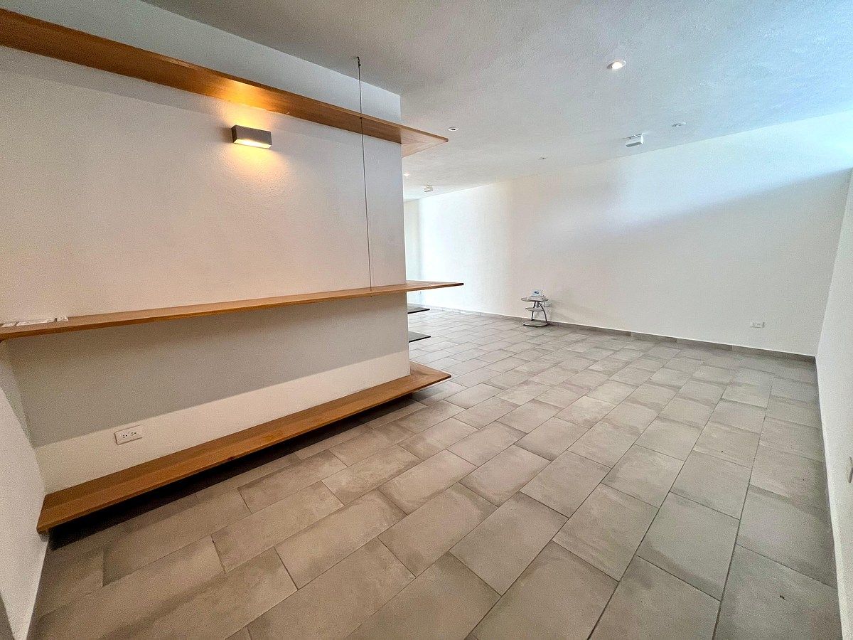 Casa en condominio en Hacienda Juriquilla Santa Fe, Querétaro, foto 2 de 37