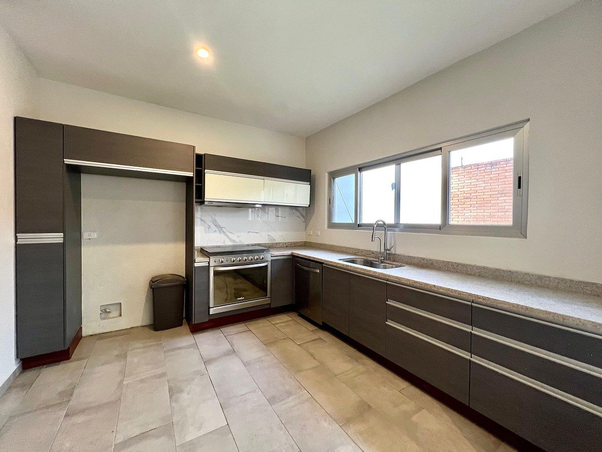 Casa en condominio en Hacienda Juriquilla Santa Fe, Querétaro, foto 8 de 37