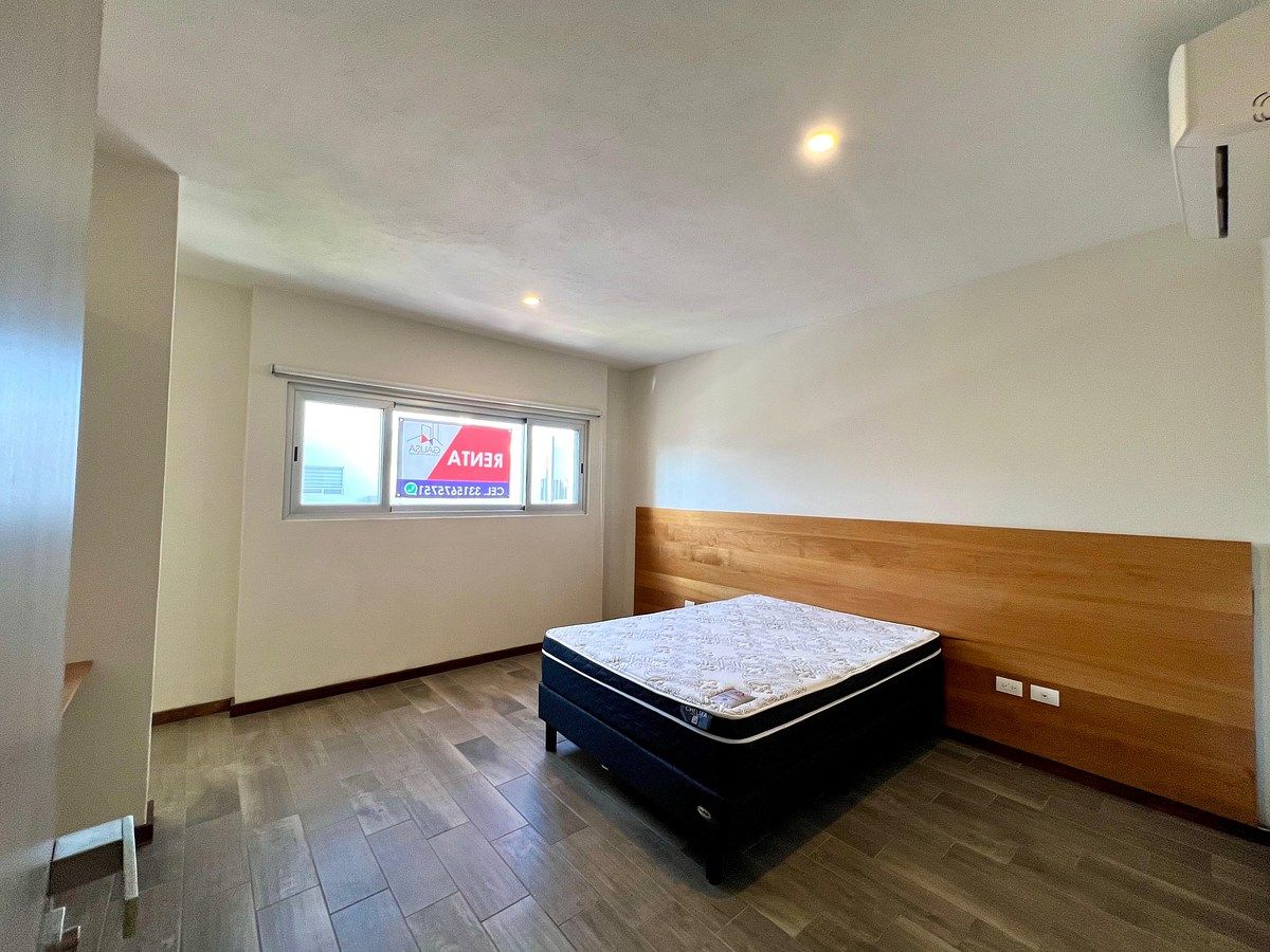 Casa en condominio en Hacienda Juriquilla Santa Fe, Querétaro, foto 12 de 37