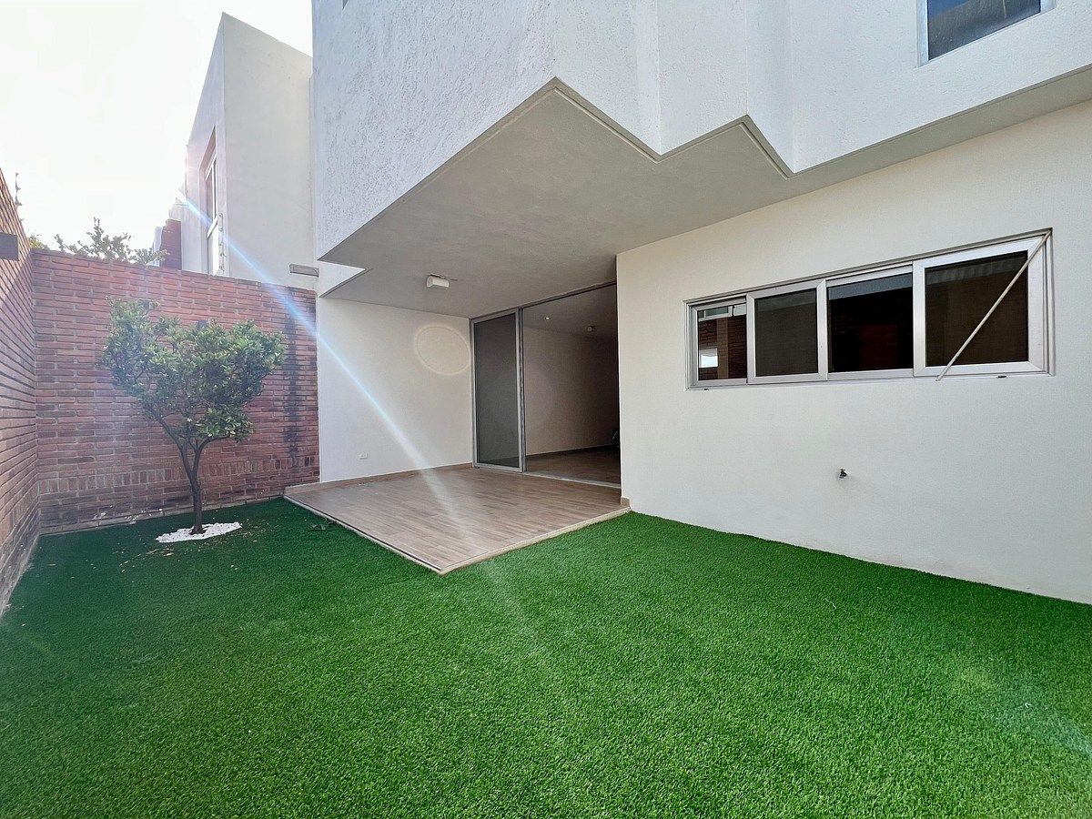 Casa en condominio en Hacienda Juriquilla Santa Fe, Querétaro, foto 5 de 37