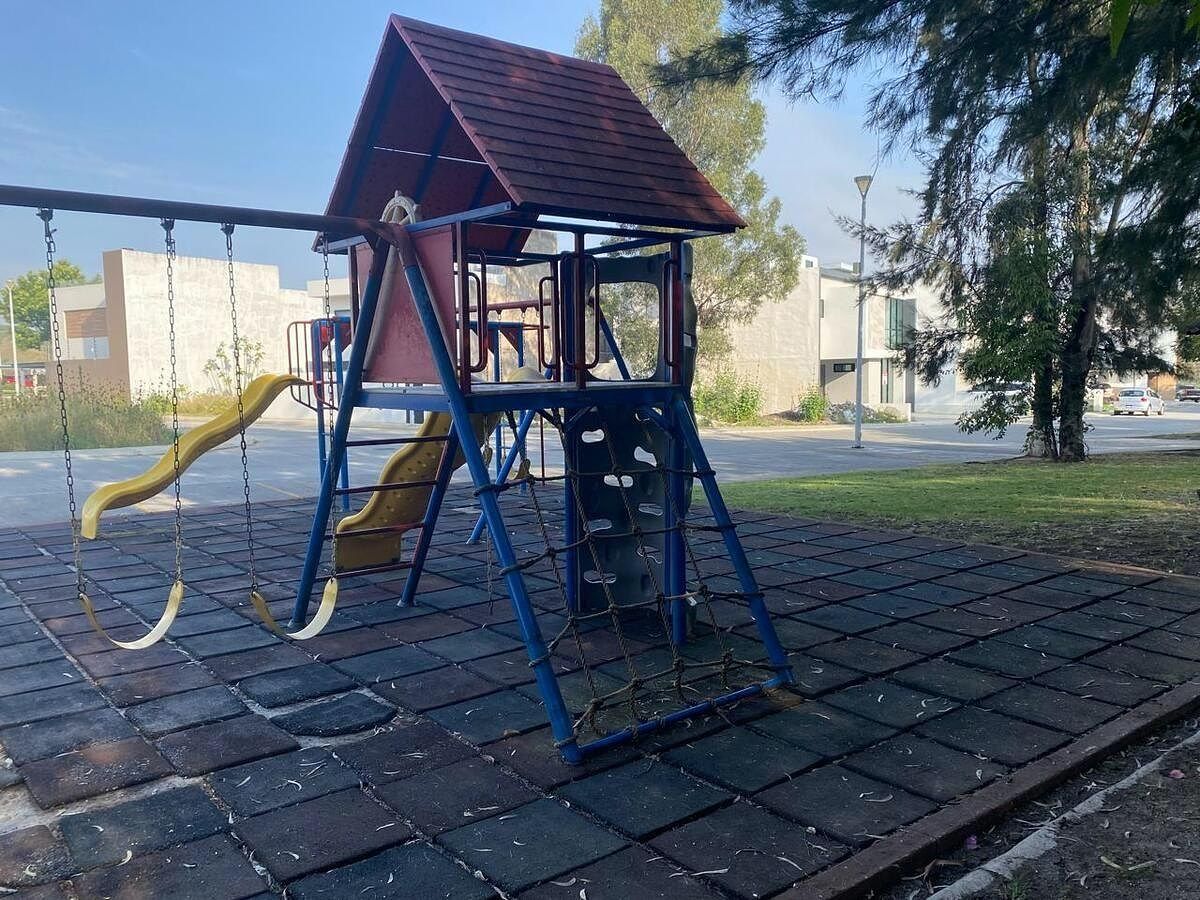Terreno en Paseo del Parque, Morelia, foto 8 de 9