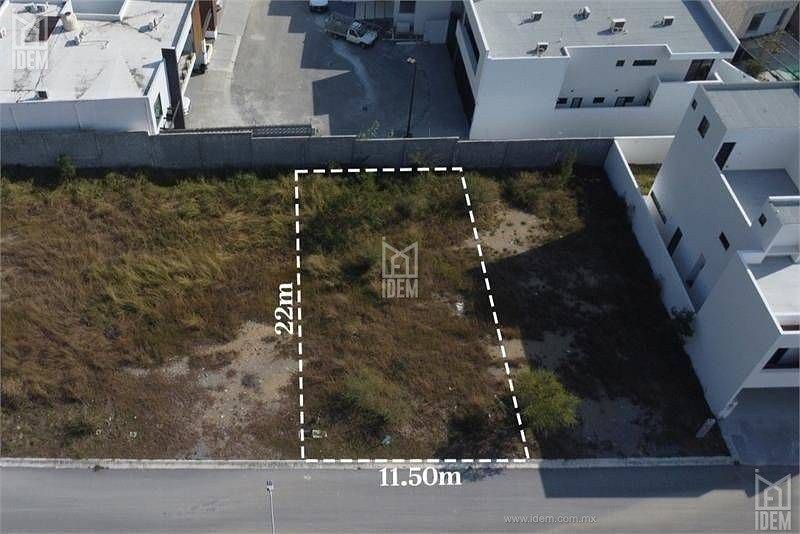 0760-Terreno en venta en Pedregal de la Montaña, Monterrey NL, foto 1 de 5