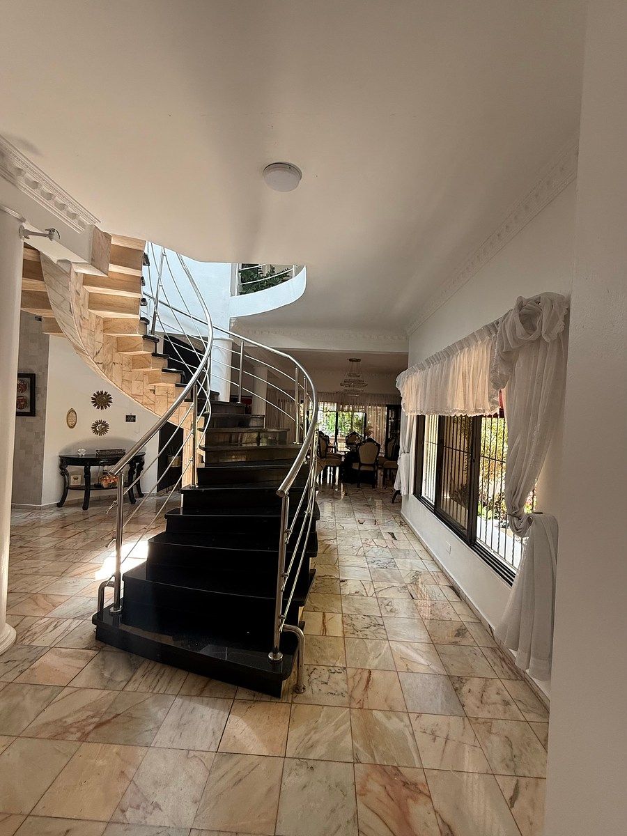 Casa en Los Cacicazgos, Santo Domingo Centro (Distrito Nacional), foto 7 de 29