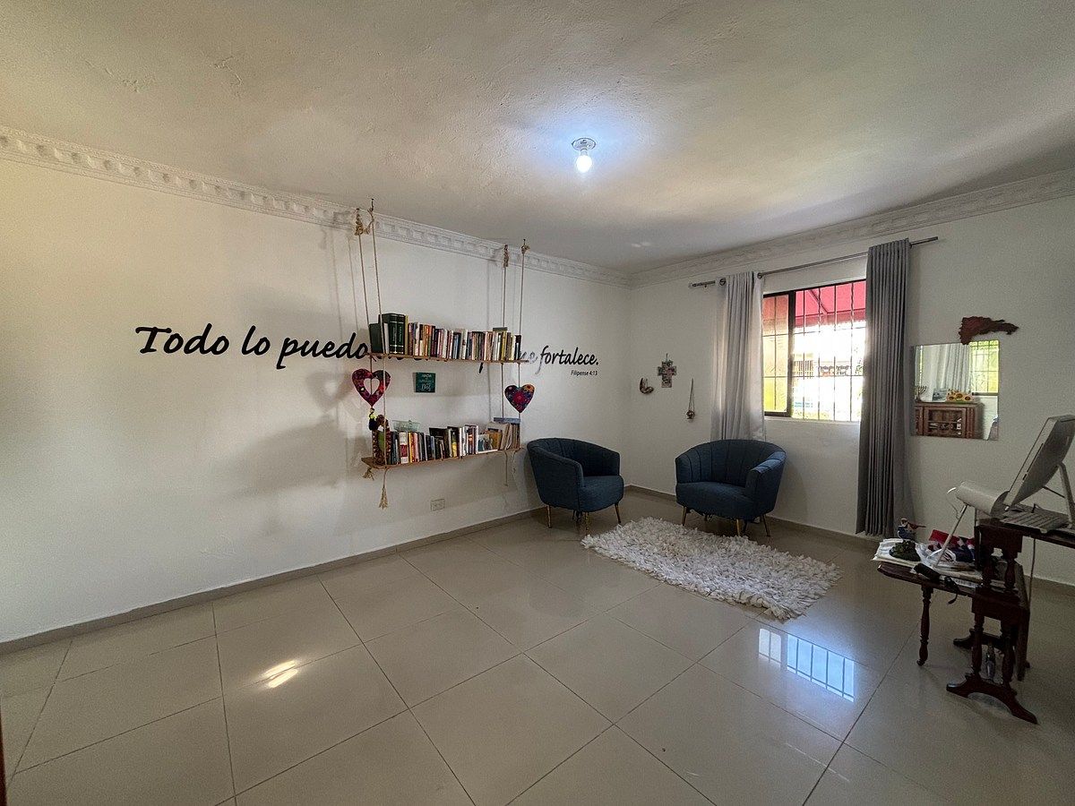 Casa en Los Cacicazgos, Santo Domingo Centro (Distrito Nacional), foto 13 de 29