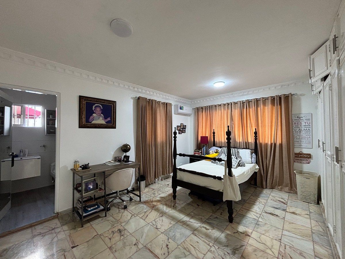 Casa en Los Cacicazgos, Santo Domingo Centro (Distrito Nacional), foto 17 de 29