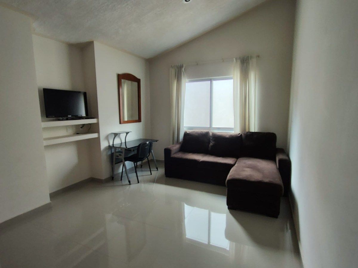 Casa en San Antonio de Ayala, Irapuato, foto 3 de 22