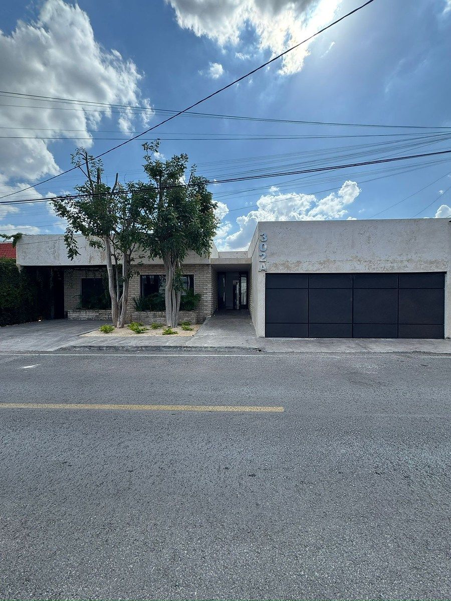 EXECUTIVE OFFICE "TURNKEY" IN COLONIA CAMPESTRE, photo 1 of 13