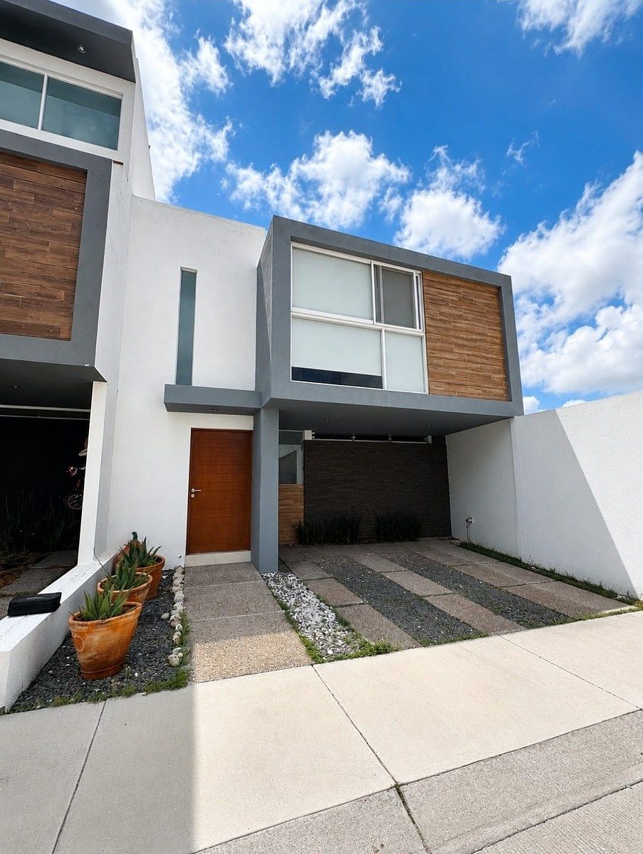 TARAY ROYAL CLUB EXCELLENT HOUSE FOR RENT, photo 1 of 20