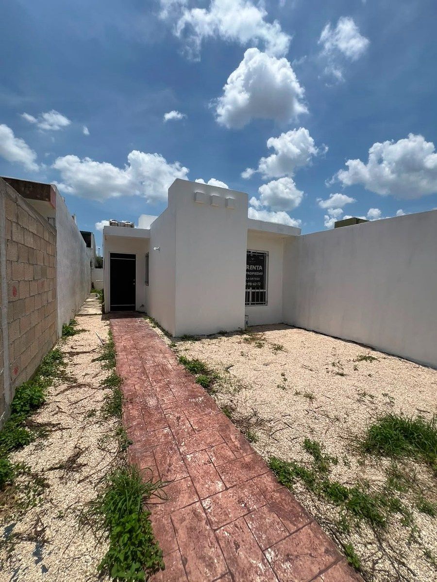 CASA EN RENTA EN TIXCACAL OPICHÉN MÉRIDA, foto 1 de 11