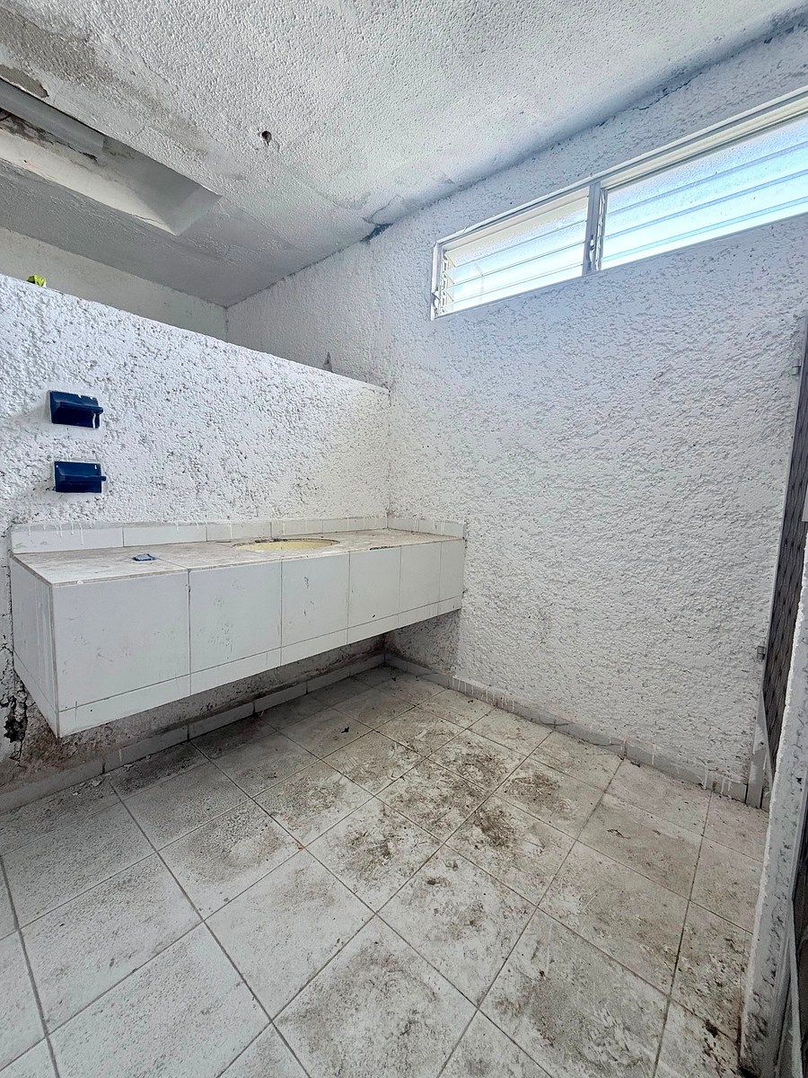 Retail Space in Jardines del Pedregal, Campeche, photo 6 of 11