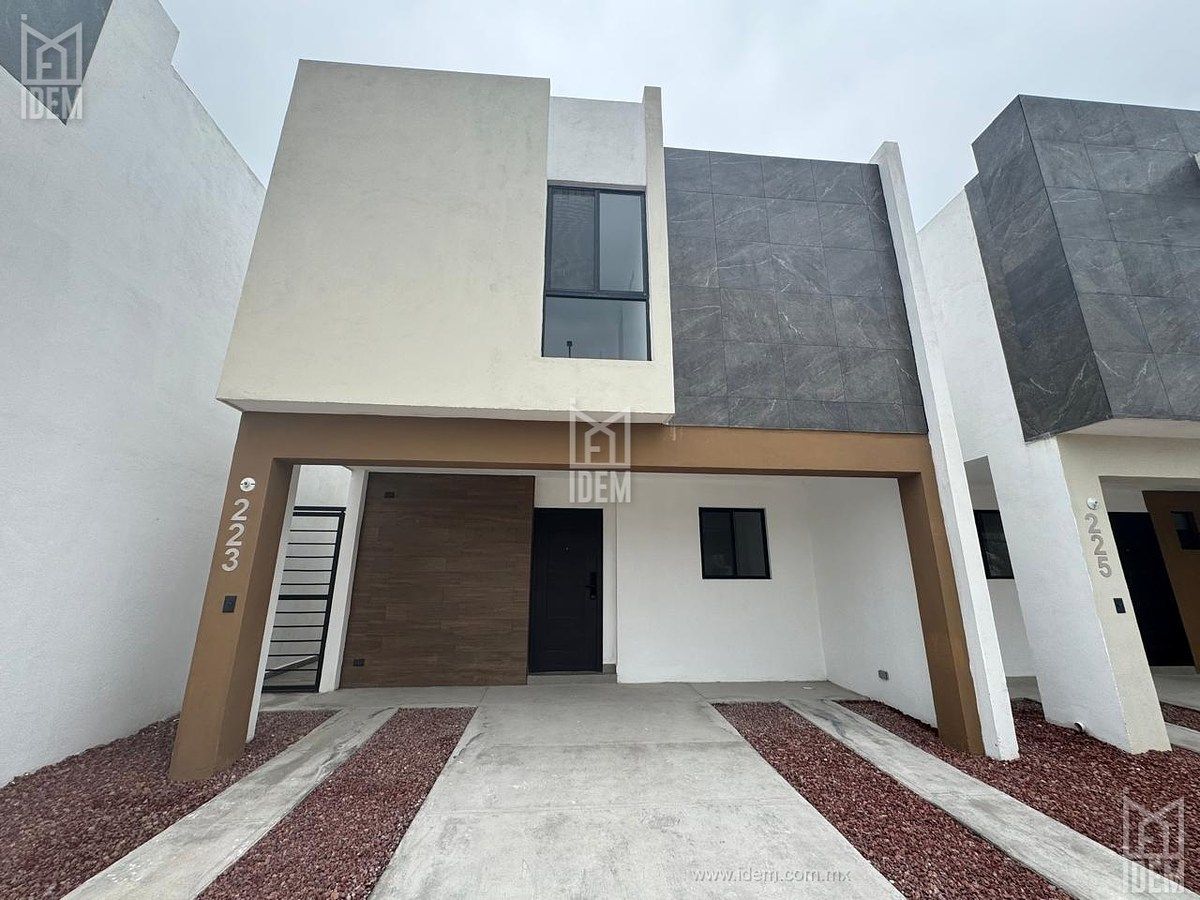 0756 - Casa en venta en Dominio Cumbres, Ayucca Residencial, Garcia NL., foto 1 de 12