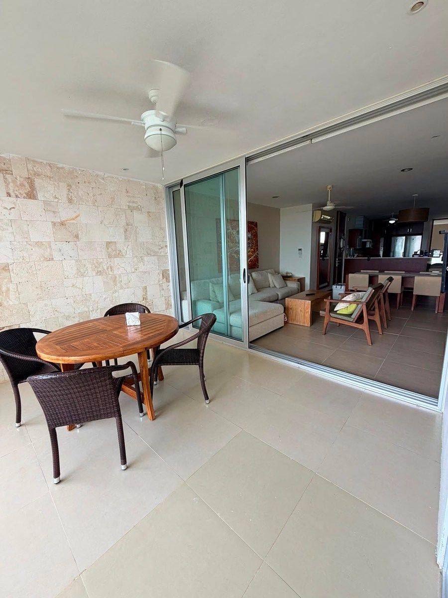 VENTA Departamento frente al mar en Coral Blu, foto 1 de 14