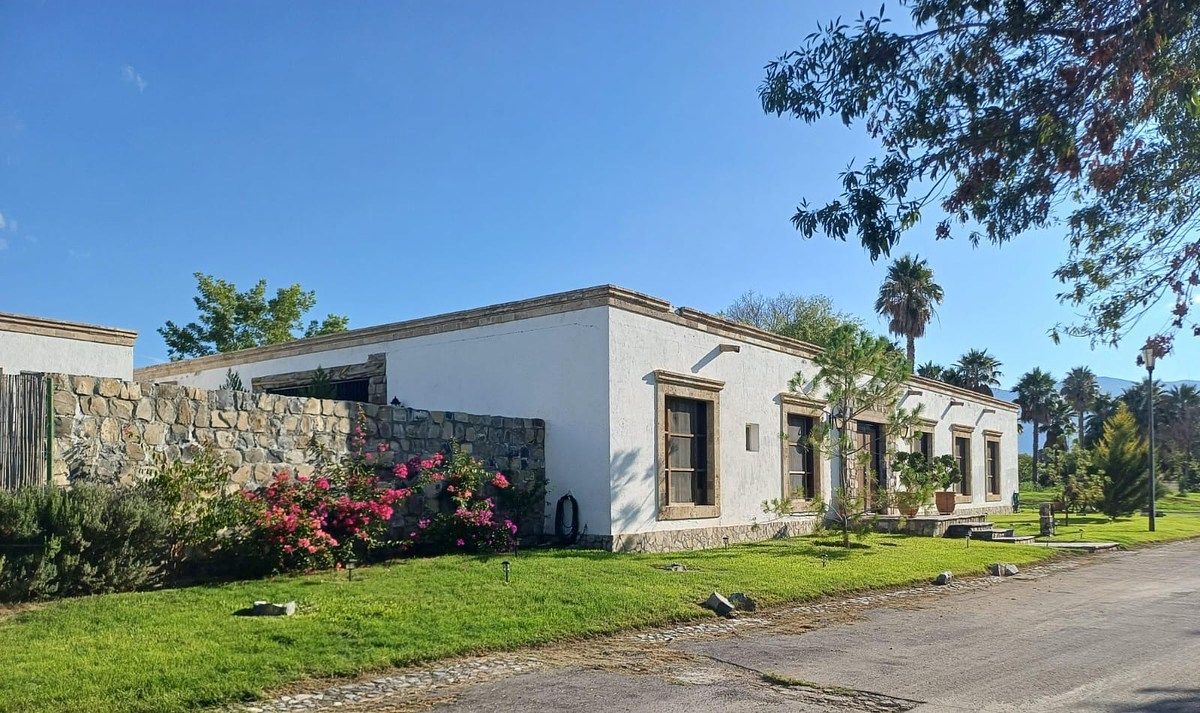 Residência de Luxo | Parras de la Fonte, foto 1 de 11