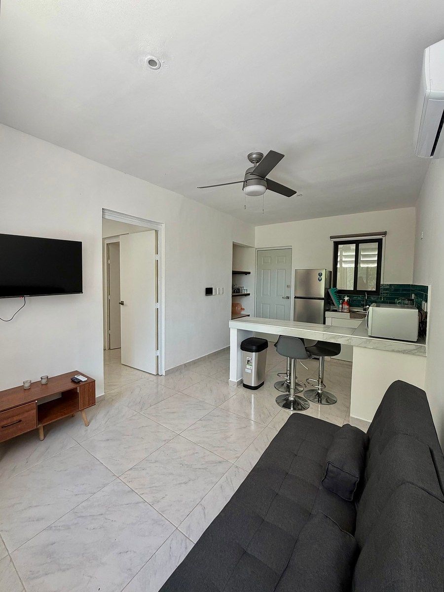 | Apartamento mobiliado para alugar no andar superior com um quarto |, foto 1 de 14