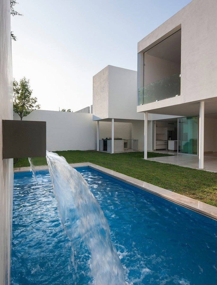 Residência Moderna Espectacular em Mirasierra, foto 1 de 8