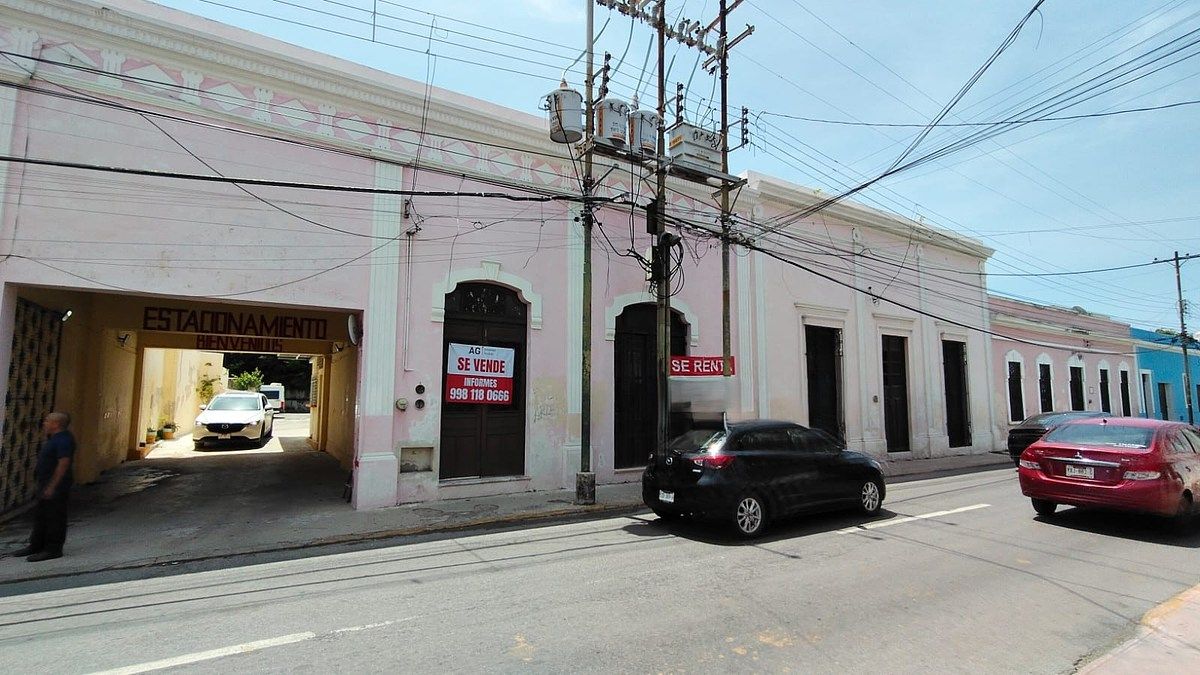 En Venta, Casona con amplio terreno sobre calle 58 del Centro de Mérida, foto 1 de 16