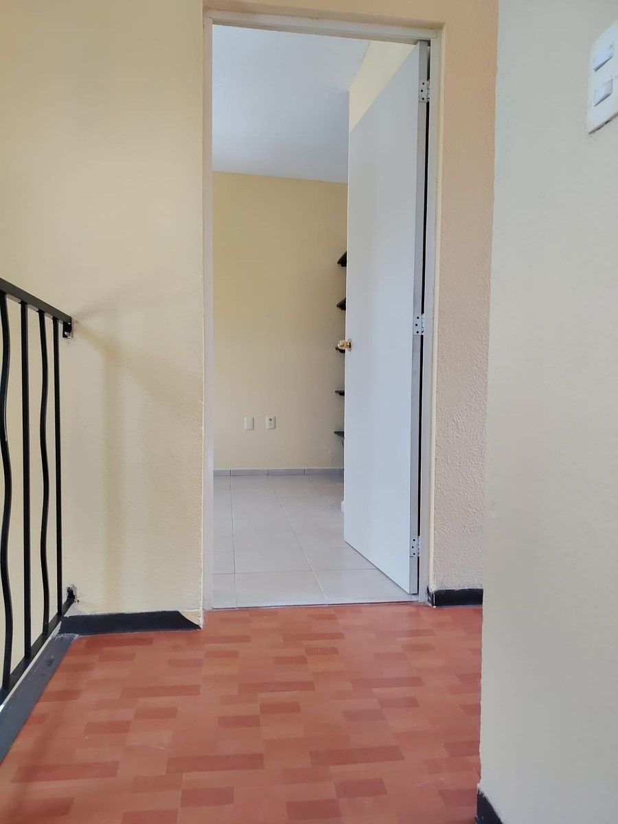 Casa en Real Toledo Fase 4, Pachuca de Soto, foto 5 de 16