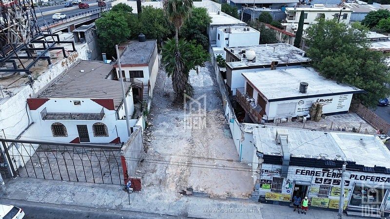 0740 - Terreno en Renta sobre Av Chapultepec, Monterrey NL., foto 1 de 6
