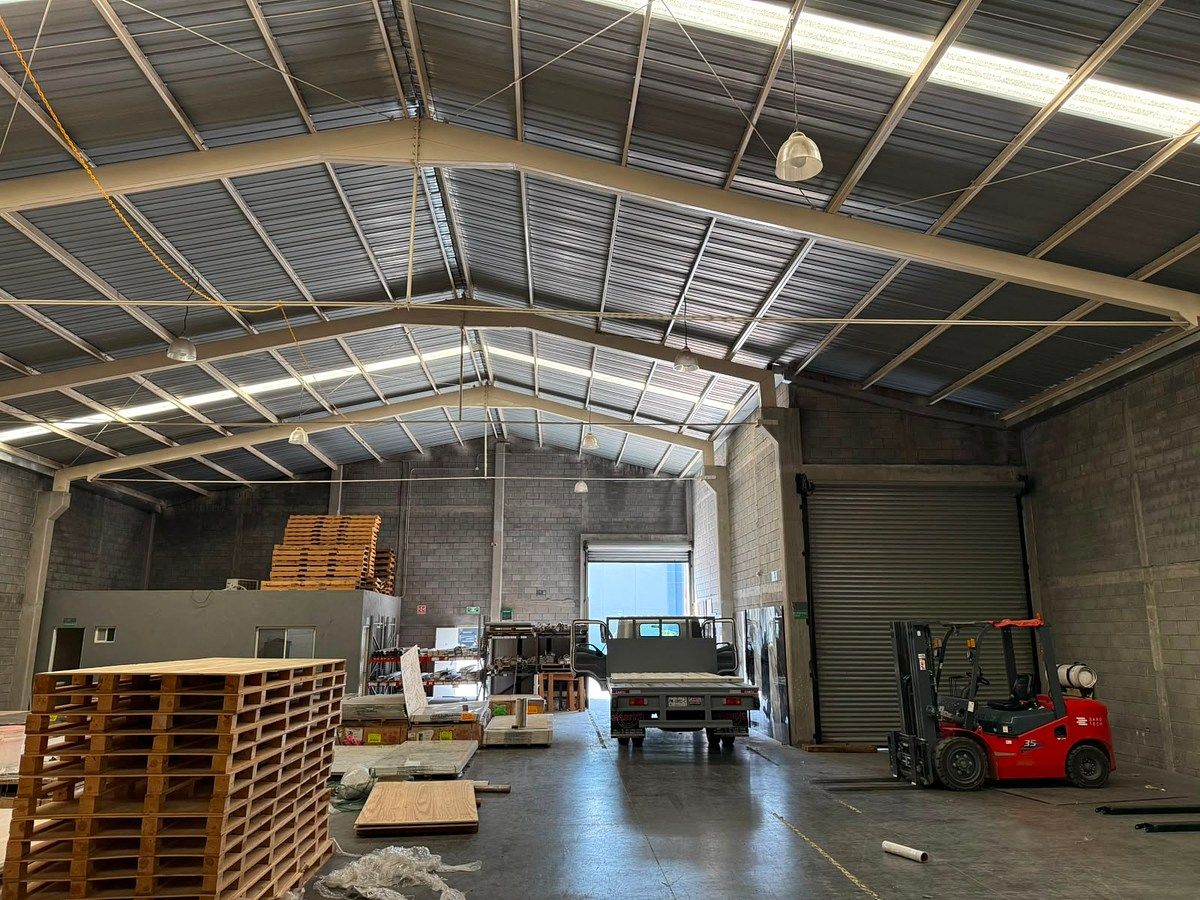 Bodega industrial en El Lechugal, Santa Catarina, foto 10 de 17
