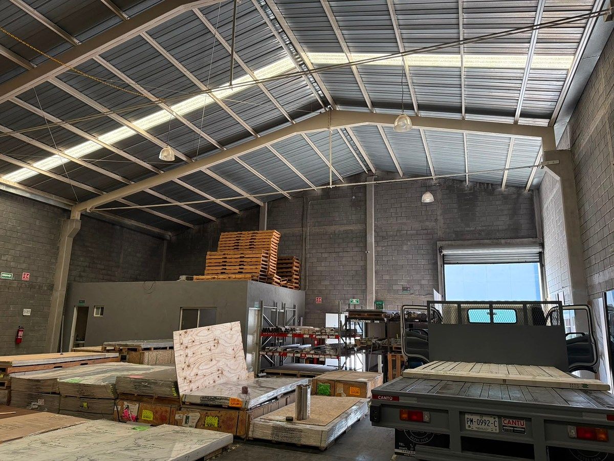 Bodega industrial en El Lechugal, Santa Catarina, foto 11 de 17