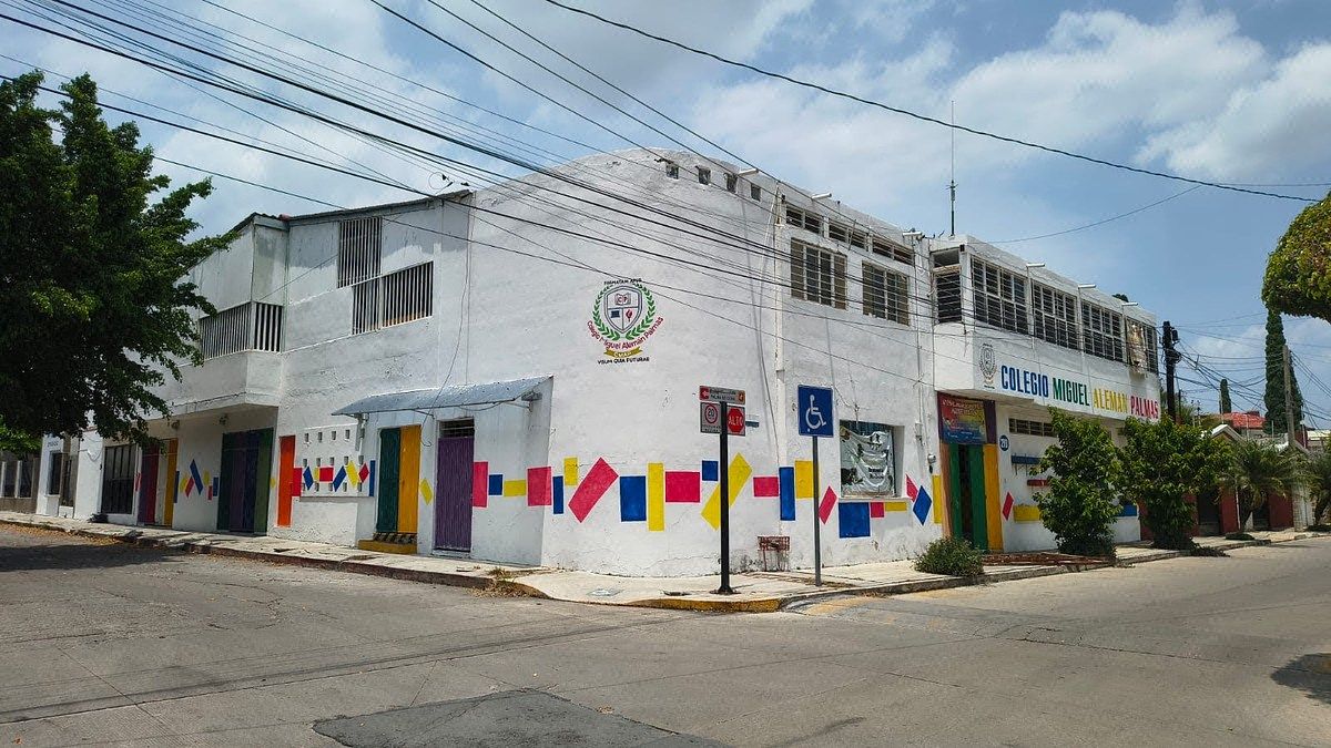 Se vende propiedad ideal para escuela o negocio, foto 1 de 11