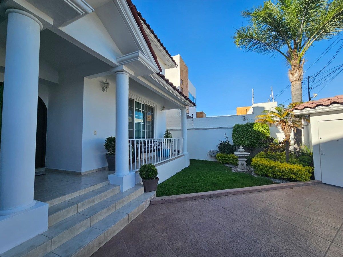 House in San Francisco Juriquilla, Querétaro, photo 2 of 36