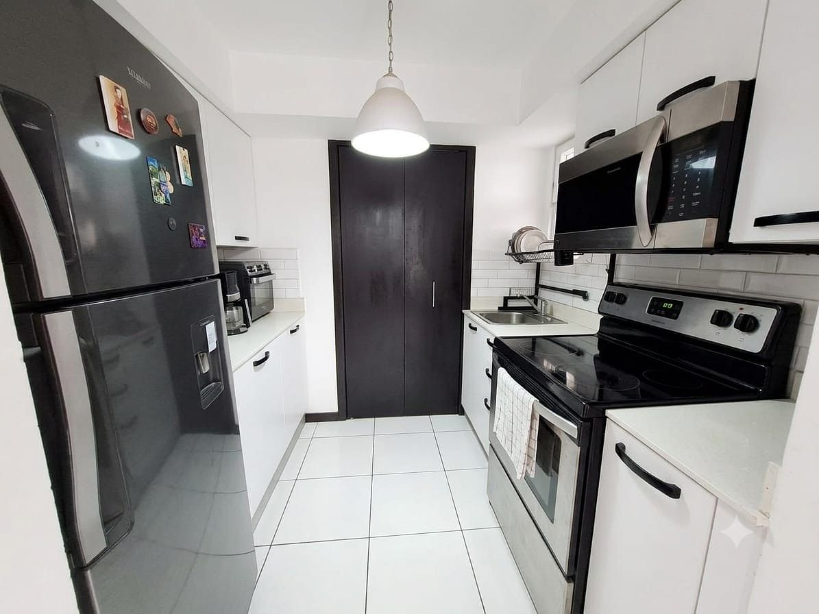 Vistas de Las Charcas, Zona 11 | Apartamento en Venta - Image 4
