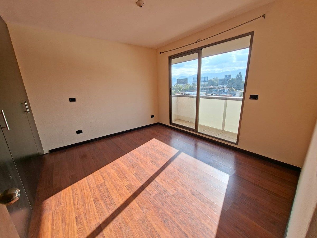 Jardines Las Charcas, Zona 11 | Apartamento en Venta/Renta - Image 5