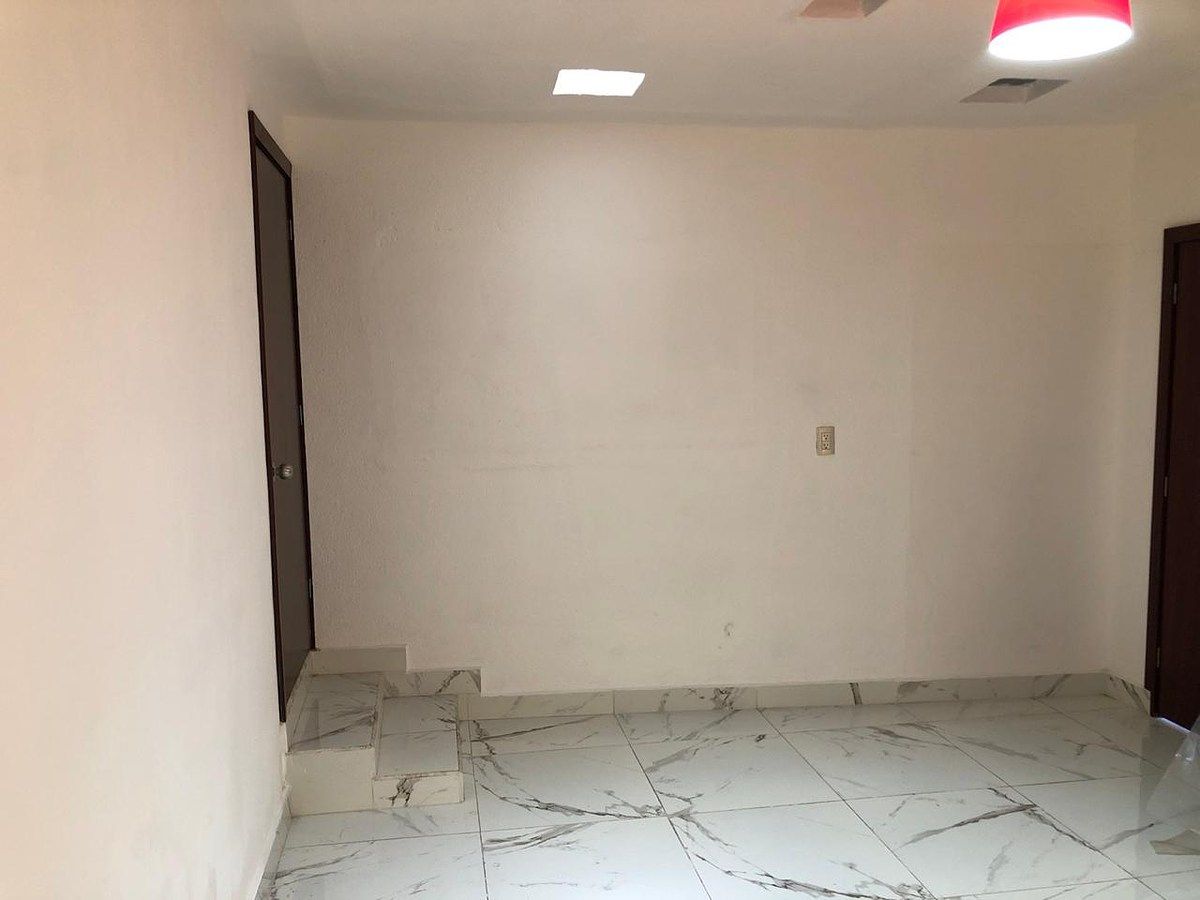 Retail Space in La Merced, San Cristóbal de Las Casas, photo 4 of 21