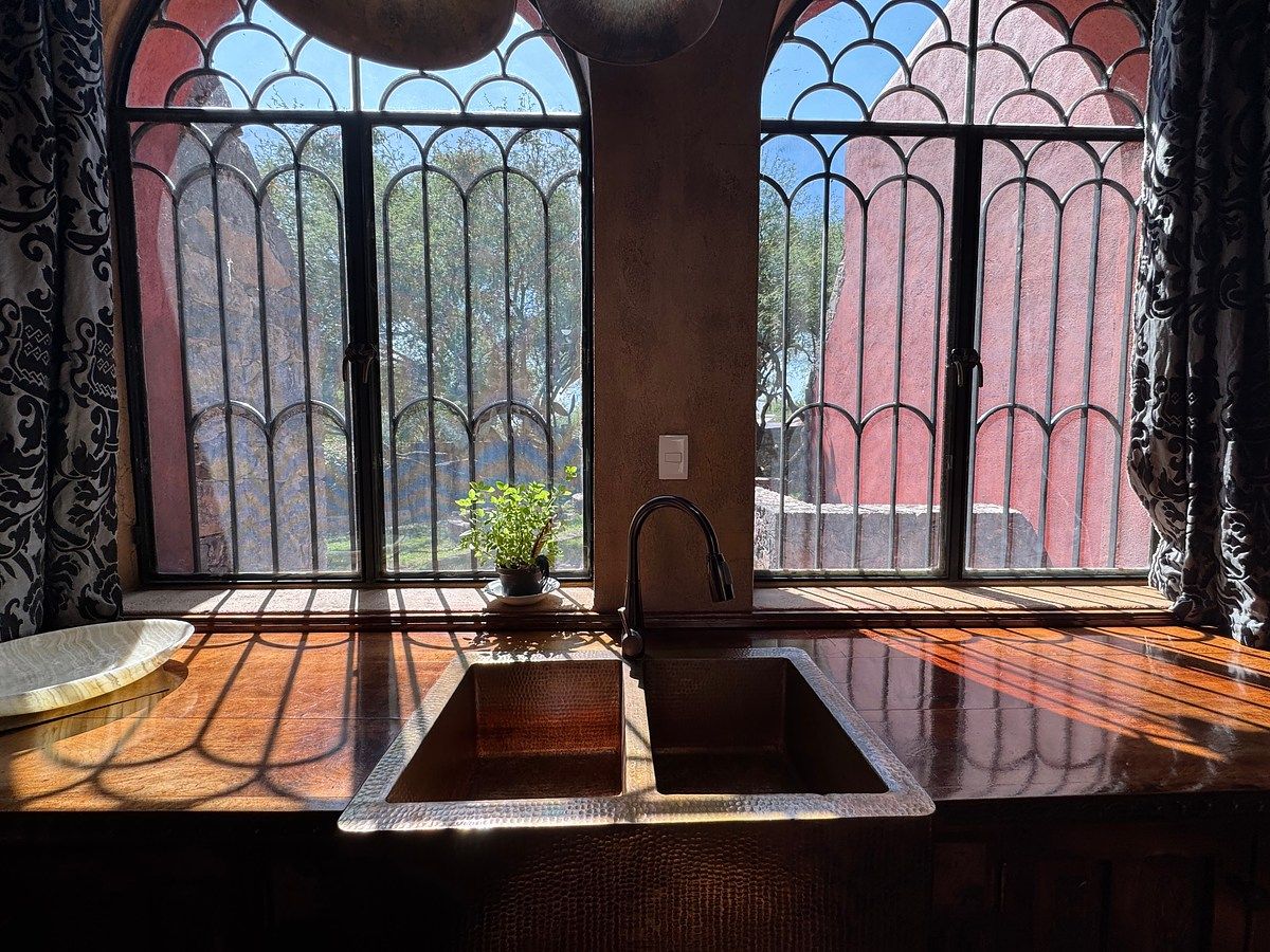 House in La Cieneguita, San Miguel de Allende, photo 19 of 50