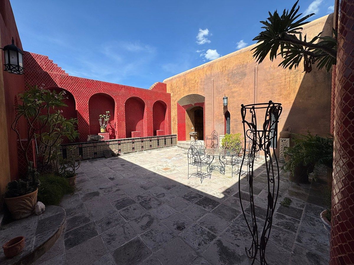 House in La Cieneguita, San Miguel de Allende, photo 22 of 50