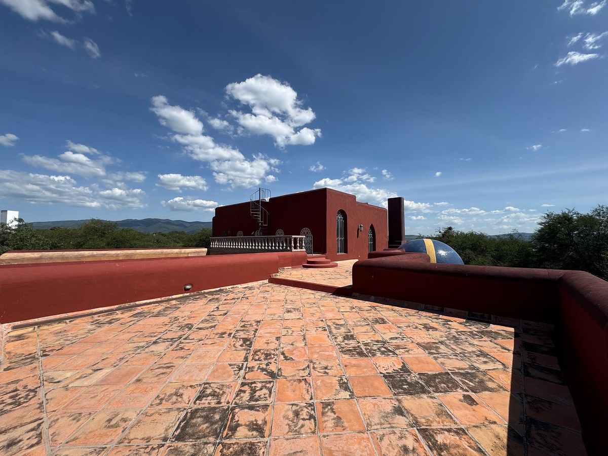 House in La Cieneguita, San Miguel de Allende, photo 49 of 50