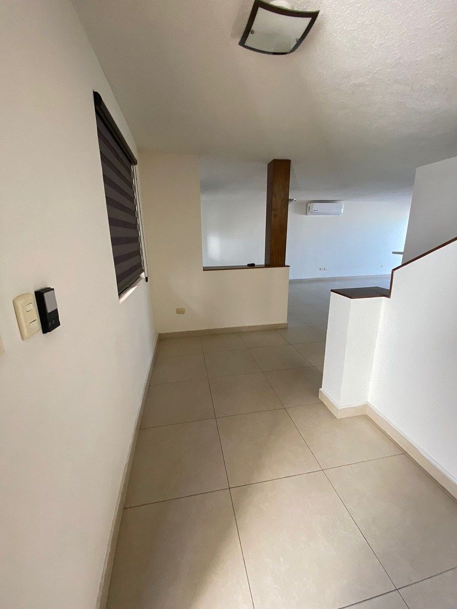 Casa em Bosques de las Cumbres, Monterrey, foto 8 de 17
