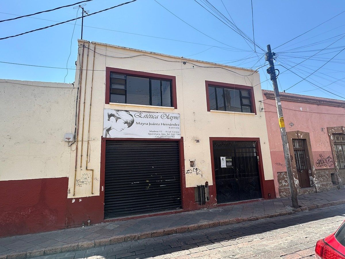 Casa e local à venda na rua Madero no centro, foto 1 de 20