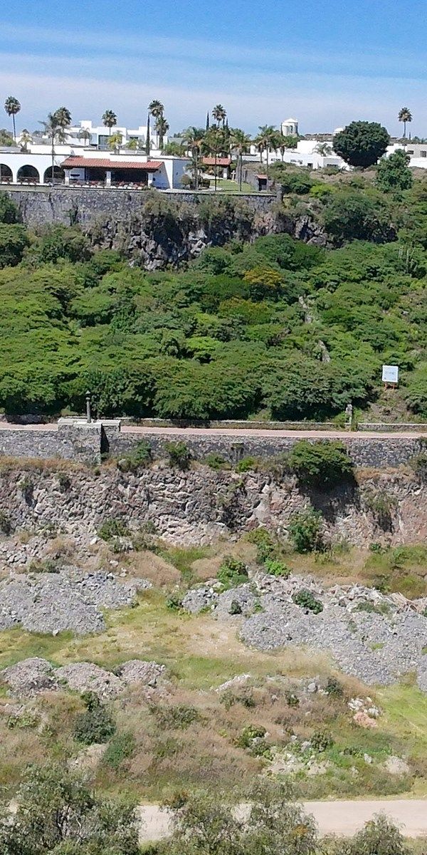 Lot in Balcones de Juriquilla, Querétaro, photo 6 of 18