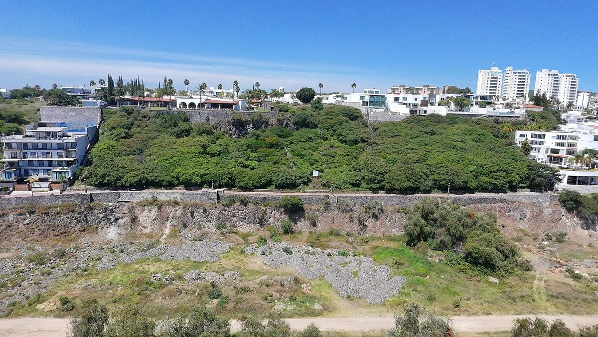 Lot in Balcones de Juriquilla, Querétaro, photo 16 of 18