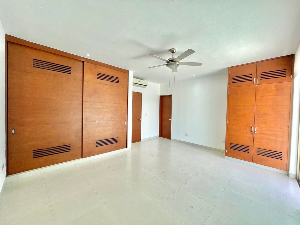 Casa em Residencial Cumbres, Benito Juárez, foto 25 de 32