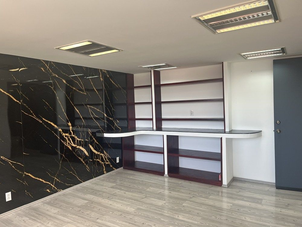 Office in Polanco V Sección, Miguel Hidalgo, photo 2 of 24