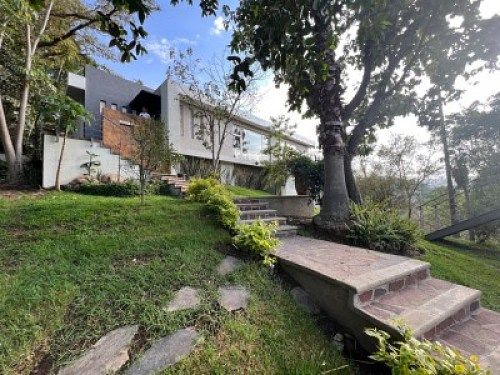 House for sale in Cañadas, photo 1 of 12