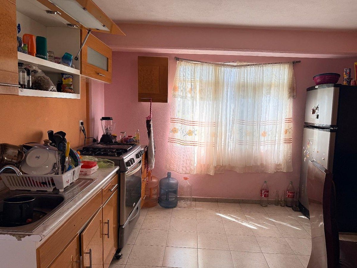 Casa en Santa María Tulpetlac, Ecatepec de Morelos, foto 3 de 12