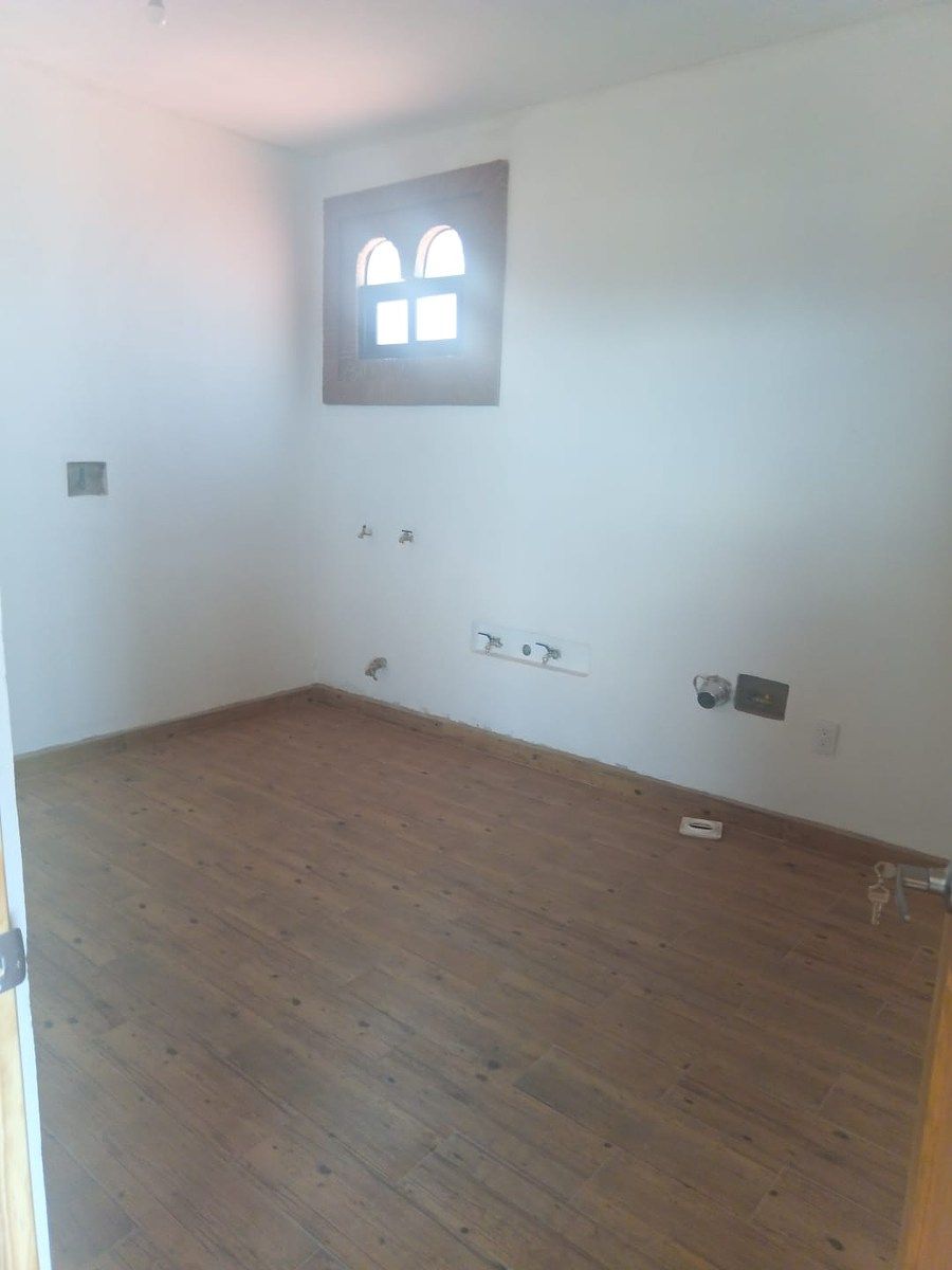 CUARTO DE LAVADO, photo 22 of 26