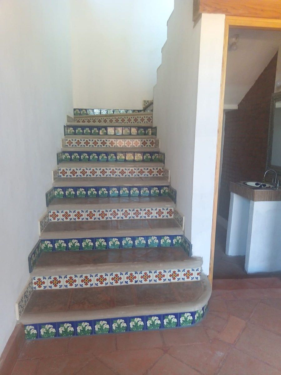 ESCALERA AL PRIMER NIVEL, photo 12 of 26