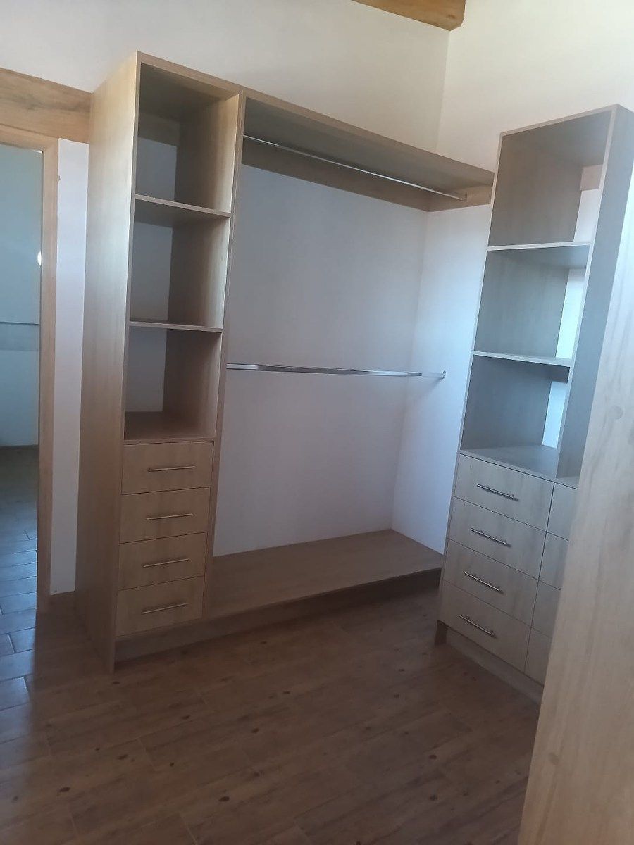 VESTIDOR DE LA RECAMARA PRINCIPAL, photo 14 of 26