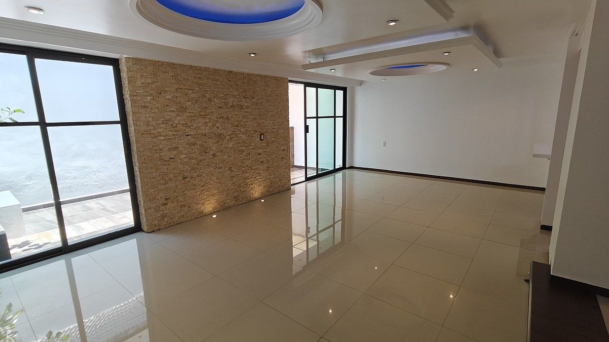 Casa en Miguel Hidalgo, Tláhuac, foto 3 de 12
