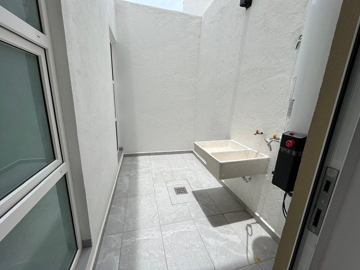 Casa em Lomas de Juriquilla, Querétaro, foto 14 de 34