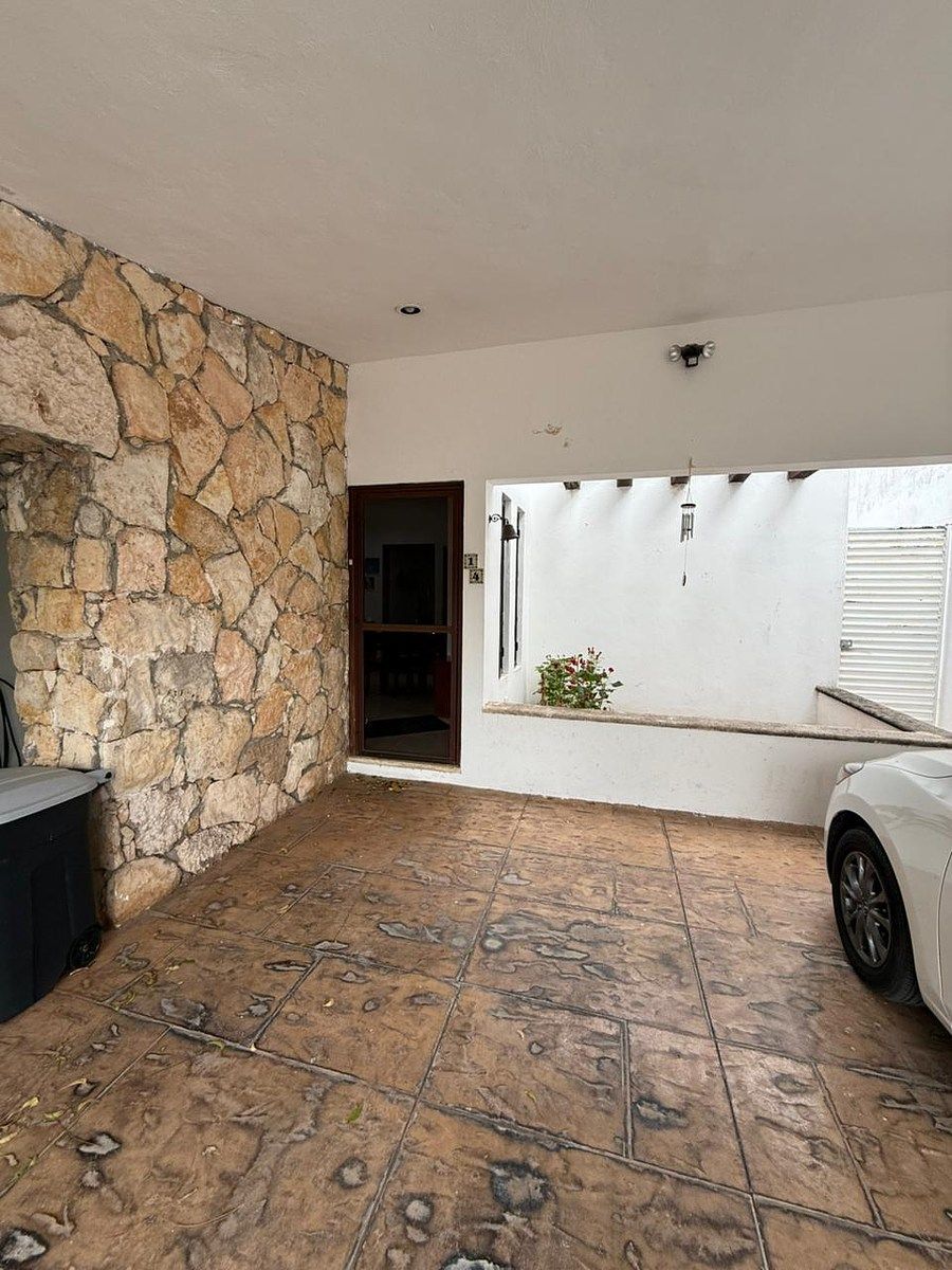 CASA DE UM ANDAR EM PRIVADA COM AMENIDADES NO NORTE DE MÉRIDA, foto 1 de 18