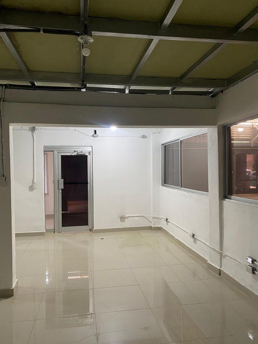 Nave en Ensanche Paraiso, Santo Domingo Centro (Distrito Nacional), foto 10 de 22