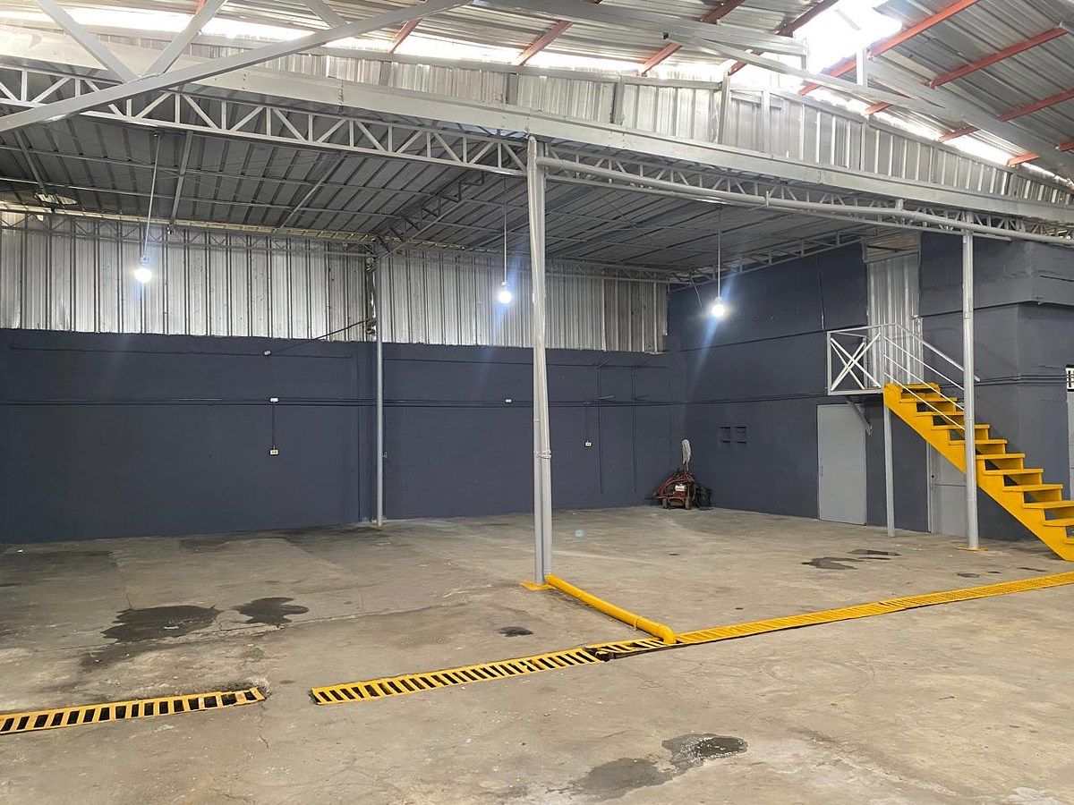 Nave en Ensanche Paraiso, Santo Domingo Centro (Distrito Nacional), foto 19 de 22