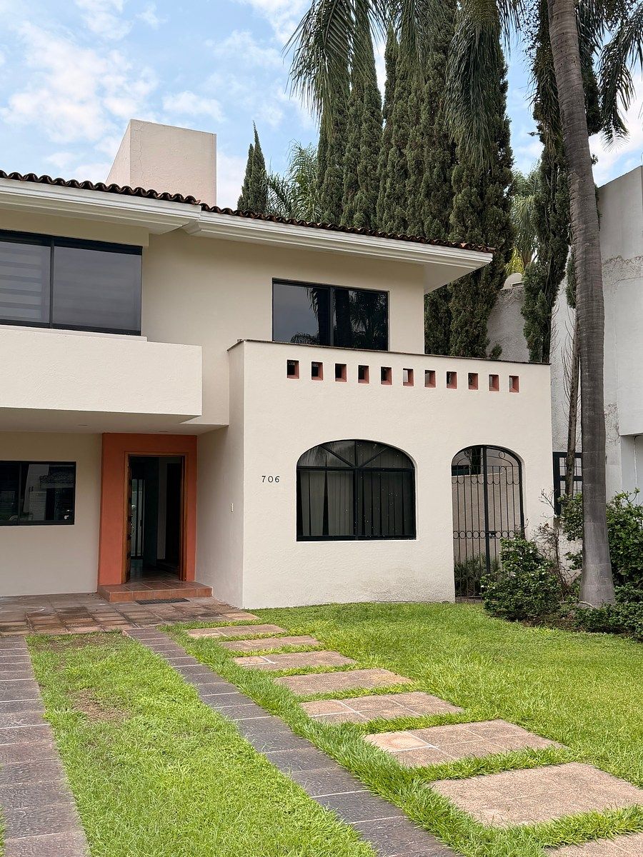 Casa en renta Valle Real, foto 1 de 24